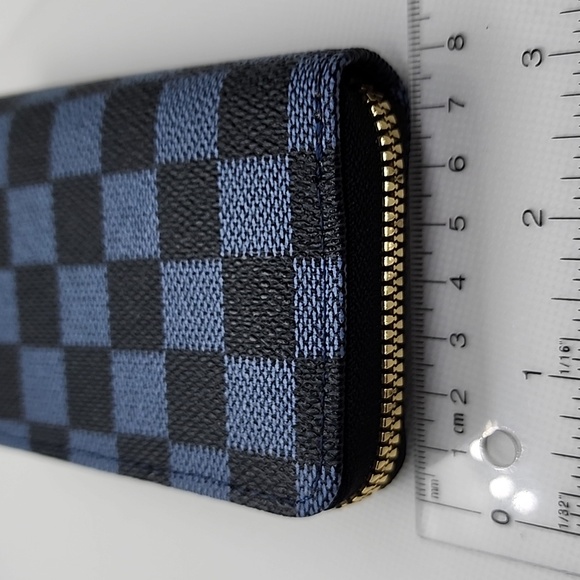 Small Zip Around Card Case - Picture 8 of 9